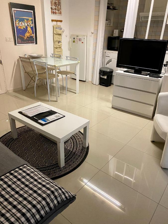 Appartement 2 Chambres - Suquet, Terrasse Et Parking Cannes Eksteriør bilde