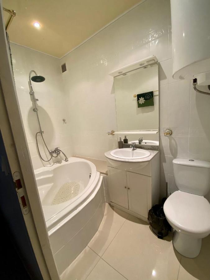 Appartement 2 Chambres - Suquet, Terrasse Et Parking Cannes Eksteriør bilde
